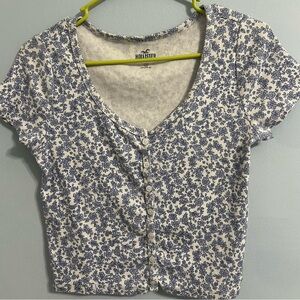 Hollister Blue and white floral tee shirt